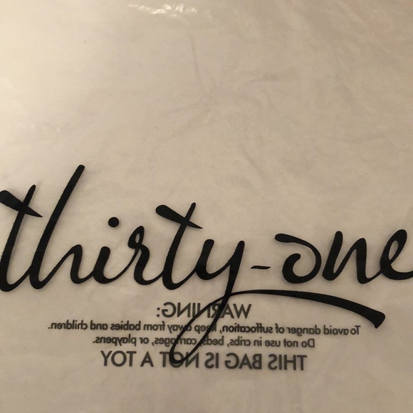 Retro metro hobo crossbody bag by thirty-one - Picture 6 of 6